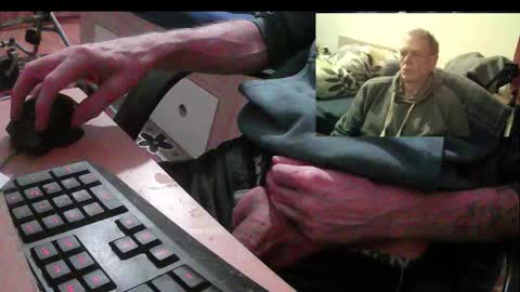 Snapshot of bremer64 chatting on 03-05-26, 05:09 bremer64 online show from 03-05-26, 05:09