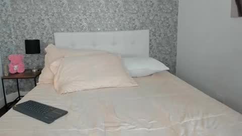 Snapshot of brenda_lamar chatting on 12-20-24, 11:05 Brenda online show from 12-20-24, 11:05
