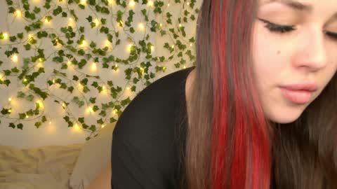 Snapshot of brenda_m00n chatting on 12-24-24, 03:05 Brenda online show from 12-24-24, 03:05