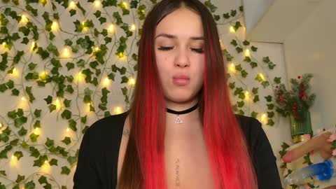 Snapshot of brenda_m00n chatting on 01-05-25, 06:24 Brenda online show from 01-05-25, 06:24