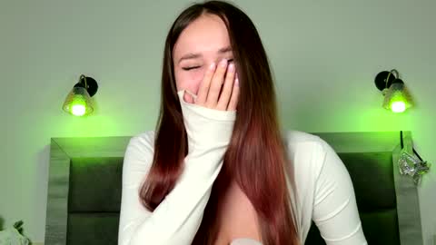 Snapshot of brenda_m00n chatting on 02-04-25, 09:20 Brenda online show from 02-04-25, 09:20