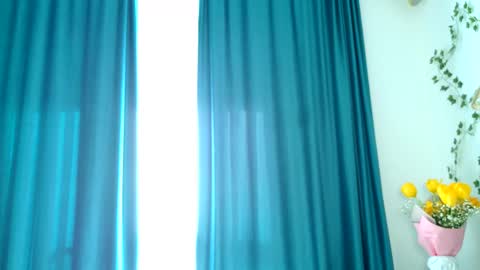 Snapshot of brenda_m00n chatting on 03-11-25, 12:17 Brenda online show from 03-11-25, 12:17