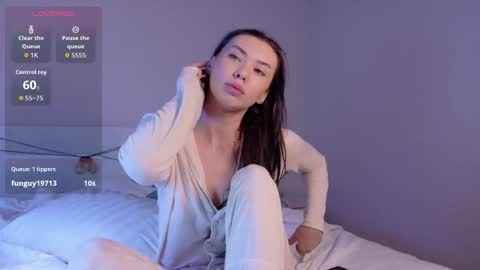 Snapshot of brenda_m00n chatting on 05-02-26, 11:37 Brenda online show from 05-02-26, 11:37