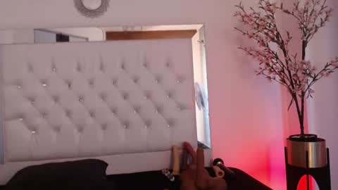 Brenda  online show from 06-11-26, 12:25