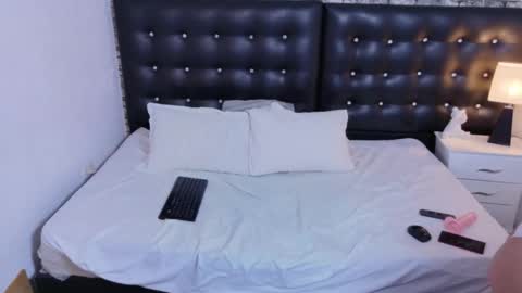 brenda_morrison18 online show from 11-18-25, 01:04