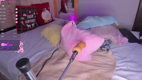 Snapshot of brenda_ruiz_ chatting on 12-19-24, 12:56 Branda online show from 12-19-24, 12:56
