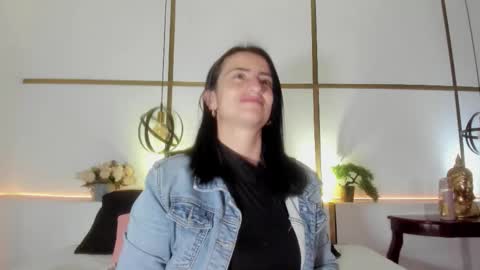 MeganBeaked online show from 11-06-25, 11:44