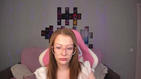 Brenda  online show from 03-16-26, 04:07