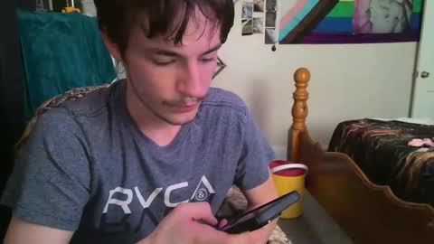 Snapshot of brendanparrishx chatting on 05-13-26, 06:49 brendangetscloudy online show from 05-13-26, 06:49