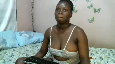 Snapshot of brennabaibe chatting on 03-04-25, 03:37 Brenda xxx online show from 03-04-25, 03:37