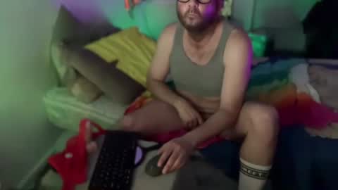 Snapshot of bretts123 chatting on 11-16-25, 10:21 boing online show from 11-16-25, 10:21