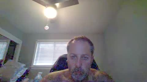 Snapshot of brettsky chatting on 05-22-26, 08:25 hey online show from 05-22-26, 08:25