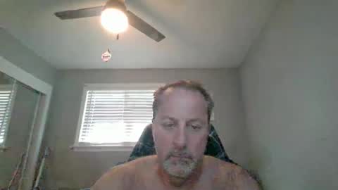 Snapshot of brettsky chatting on 05-30-26, 09:34 hey online show from 05-30-26, 09:34