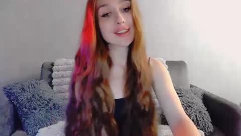 bri_fox online show from 06-18-26, 09:41