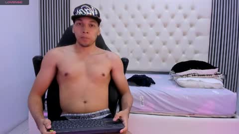 briam_dunkan online show from 04-11-26, 02:54