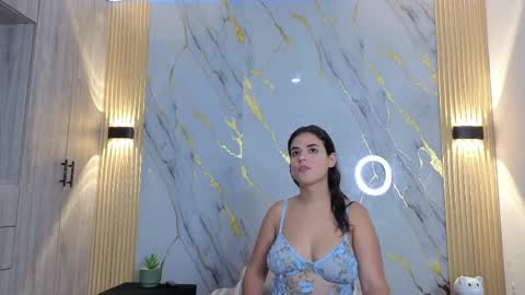 Snapshot of briana_7777 chatting on 04-01-26, 03:18 Manuela online show from 04-01-26, 03:18