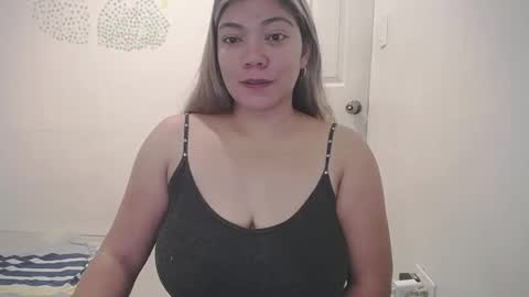 Snapshot of briana_lovexx chatting on 02-24-26, 12:41 Briana online show from 02-24-26, 12:41