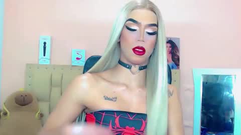 BRIANA online show from 01-19-26, 04:49