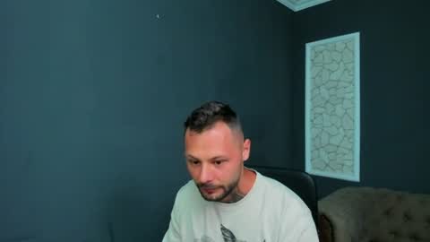 Snapshot of brianhunts chatting on 07-12-26, 04:58 Brian online show from 07-12-26, 04:58