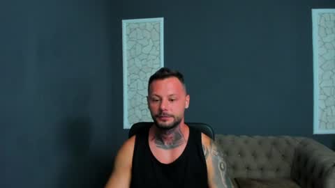 Snapshot of brianhunts chatting on 07-26-26, 04:53 Brian online show from 07-26-26, 04:53