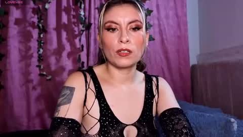 Snapshot of brianna_smoke chatting on 06-16-26, 02:14 brianna online show from 06-16-26, 02:14