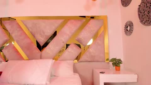 Brianna  online show from 11-21-25, 12:26