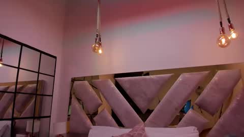 Brianna  online show from 12-17-25, 11:27