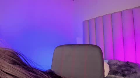 brianna online show from 02-11-25, 04:35