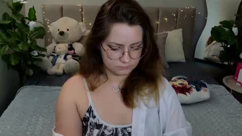Snapshot of briarwynn chatting on 06-30-26, 05:25 briarwynn online show from 06-30-26, 05:25