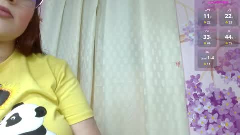 Snapshot of briathomas chatting on 05-30-26, 01:35 DAYANNA online show from 05-30-26, 01:35