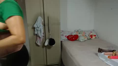 brida_angela29 online show from 05-21-26, 12:39