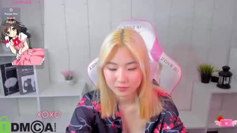 Snapshot of bridgetbottrel chatting on 12-01-25, 12:48 Bridget online show from 12-01-25, 12:48