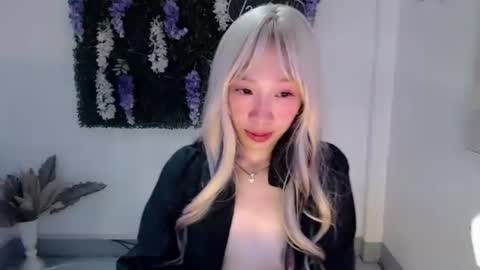 brie_belle online show from 03-07-25, 04:46