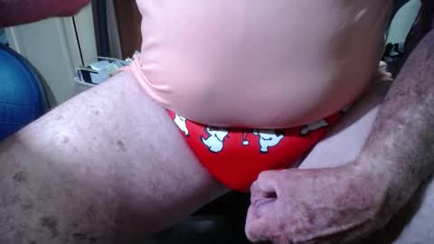 Snapshot of briefsguy52 chatting on 12-25-24, 12:37 briefsguy52 online show from 12-25-24, 12:37