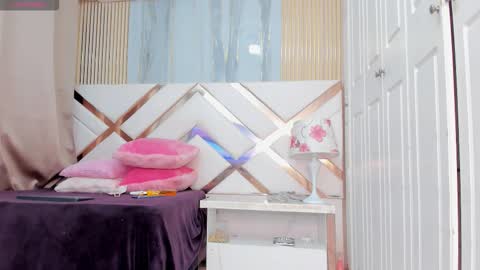 Snapshot of briggittebony chatting on 11-14-25, 07:07 BIRGGITTEBONY online show from 11-14-25, 07:07