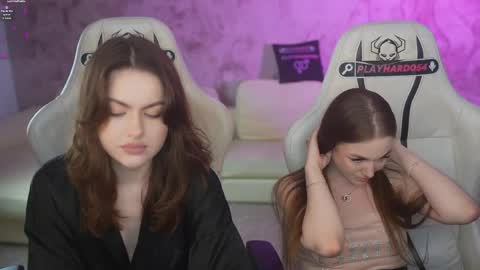 Diamonds Girls online show from 05-22-26, 02:33
