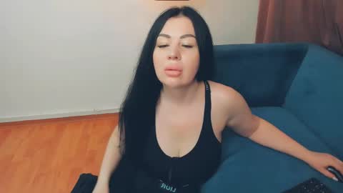 brilliantegirl_ online show from 04-18-26, 06:17