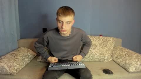 bristlebback online show from 09-22-25, 03:47