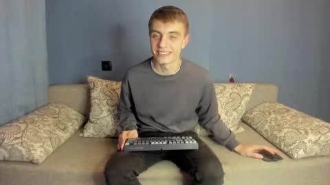 bristlebback online show from 10-11-25, 04:38