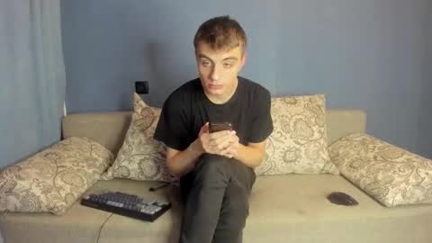 bristlebback online show from 10-13-25, 06:19