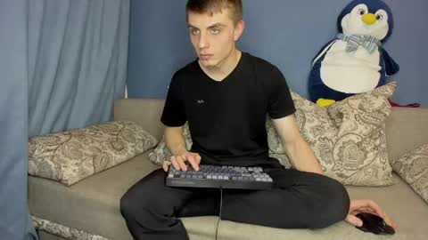 bristlebback online show from 04-14-26, 03:18