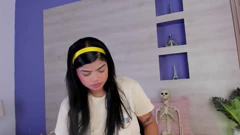 Snapshot of britanny_88 chatting on 10-18-25, 01:56 Britanny online show from 10-18-25, 01:56