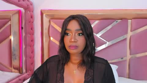 Snapshot of britanymooree chatting on 05-04-26, 10:17 Britany online show from 05-04-26, 10:17