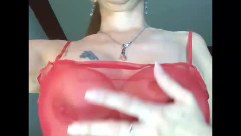 Snapshot of brithany_hunt chatting on 01-18-26, 03:16 brithany hunt online show from 01-18-26, 03:16