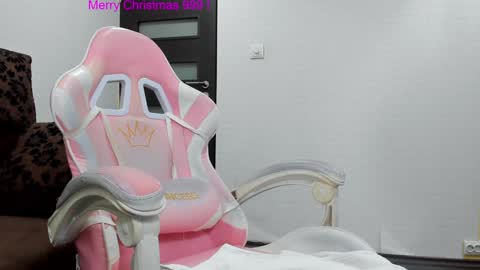 britney_charm online show from 01-15-25, 05:50