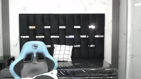 Britney  online show from 04-29-26, 02:37