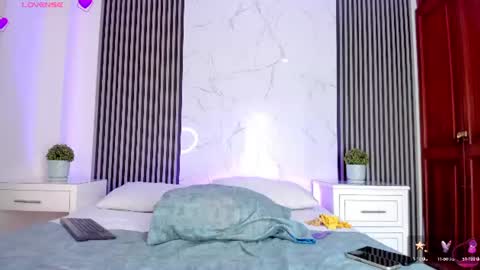 HOT MALETH AND SEXY BRITNEY online show from 07-22-26, 10:34