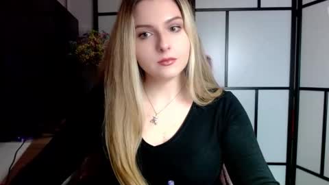 BritneyGlow online show from 01-27-25, 01:59