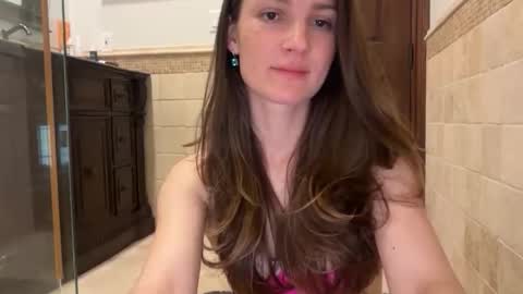 britneyyyxx online show from 12-18-25, 01:11