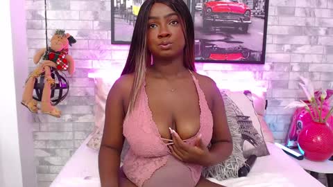 brittany 25 years old  happy as a worm  online show from 12-30-24, 02:30